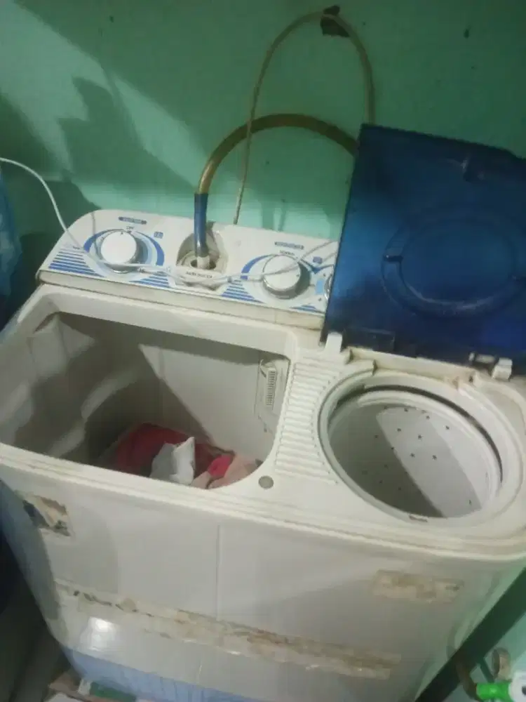 Mesin cuci aqua 7kg