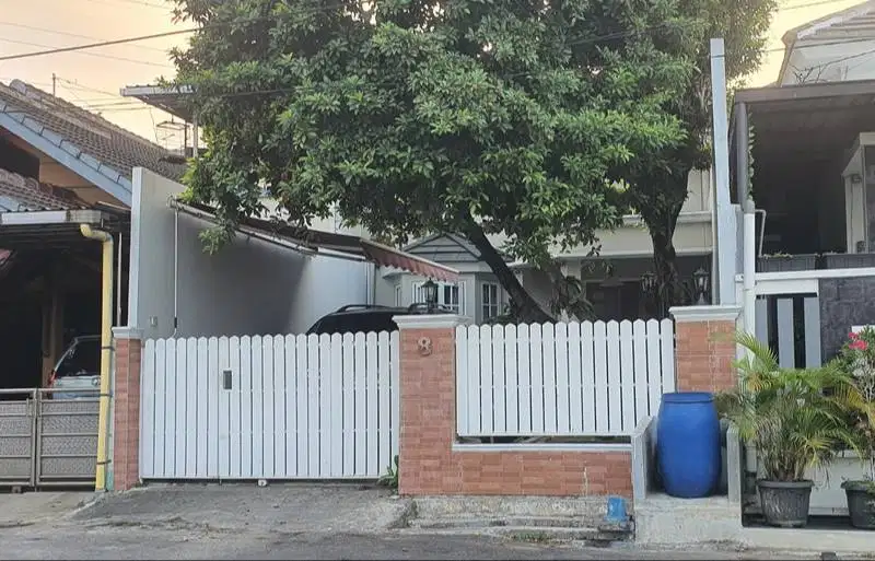 Dijual rumah nyaman, strategis di Manyaran, Semarang