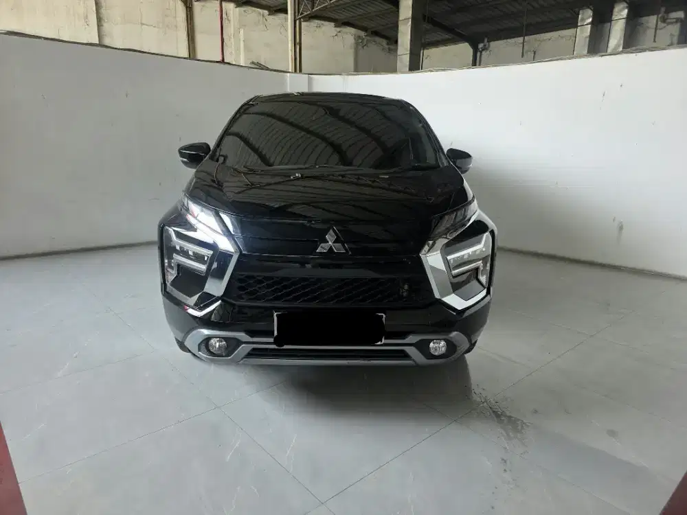 Low km 13rban Mitsubishi Xpander Sport AT (Matic) 2021/22 Hitam  Mulus