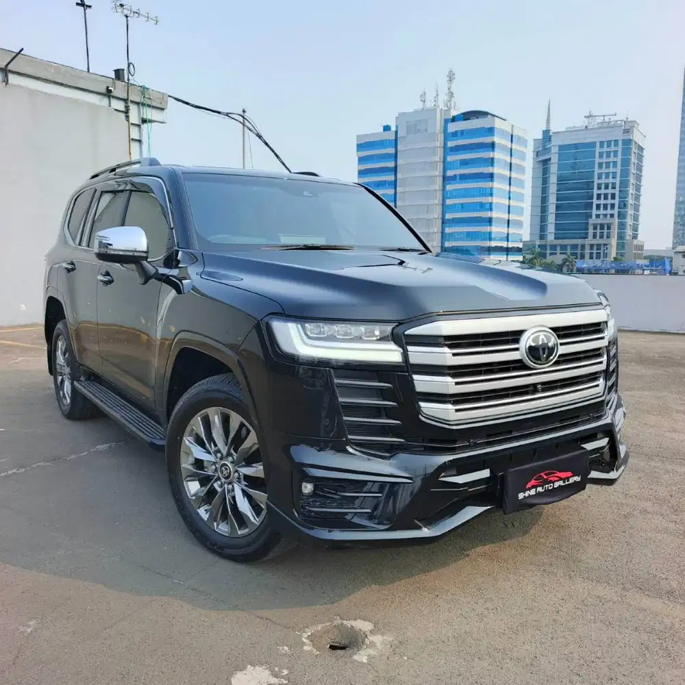 Toyota Land Cruiser 300 VXR 2024