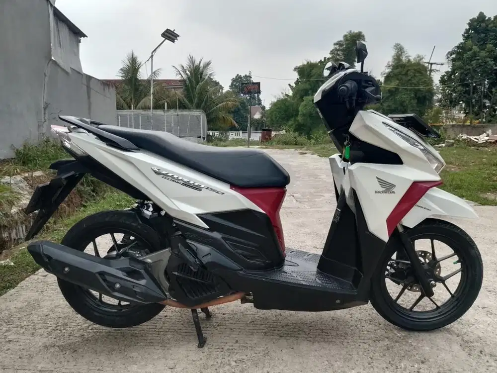 58@:PJK ON,B DPK VARIO150CBS ISS PUTIH 2016