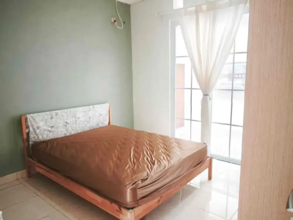 DISEWAKAN! Rumah Puspitaloka BSD City, Siap Huni dengan 4 AC & Kitchen Set Lengkap