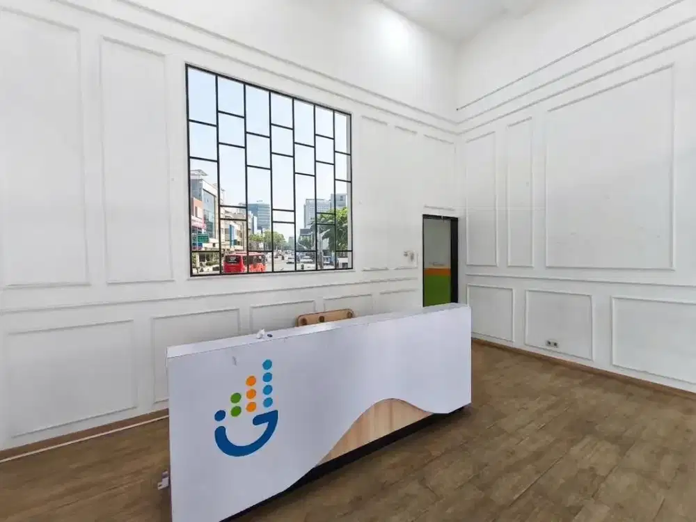 Dijual atau Sewa Ruko 5 lantai lokasi strategis di Boulevard Timur Kelapa Gading
