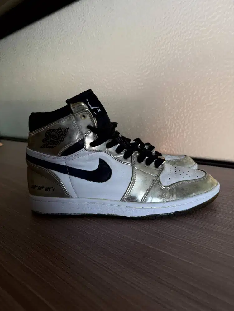 Sepatu Air Jordan 1 Retro High Pass The Torch - Size 27.5 cm