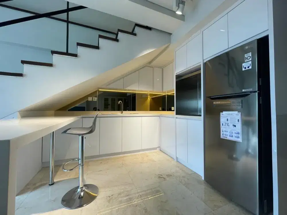 EXCLUSIVE OFFICE SPACE – HIGH FLOOR | 99.46 SQM