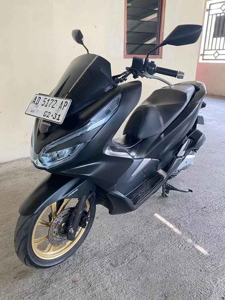 HONDA PCX TAHUN 2021