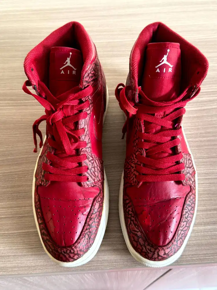 Sepatu Air Jordan 1 Retro High - Size 29 Cm
