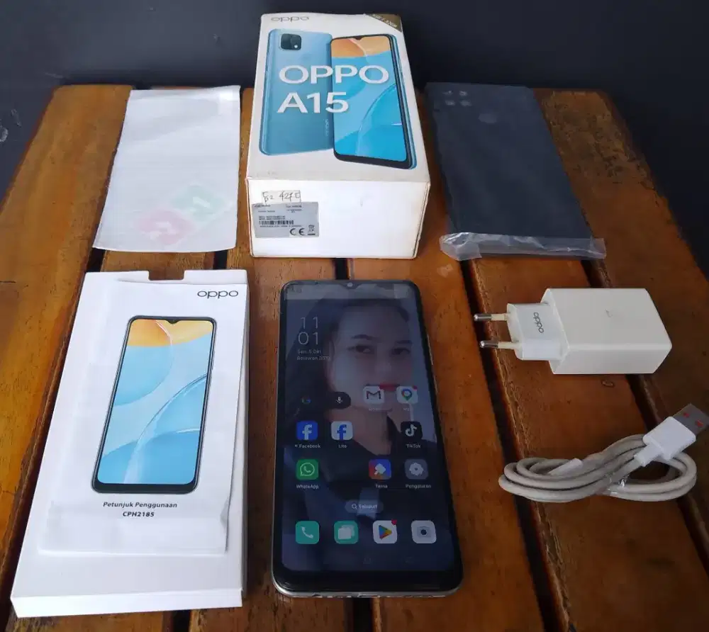 Oppo A15 (2022)
Ram 3gb
Rom 32gb
White Cream Edition
FULSET