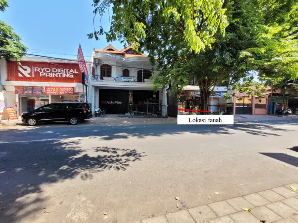 Dijual Tanah dan Bangunan di Penganjuran Banyuwangi, Dekat simpang lima