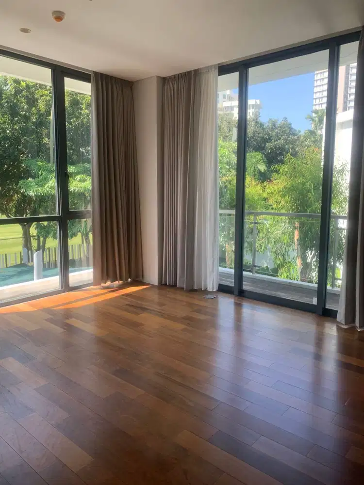 Hunian MURAH Graha Familly Apartemen 2BR VIEW GOLF - Jarang Ada
