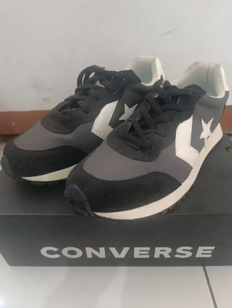 WTS Sepatu Converse Omega Trainer
