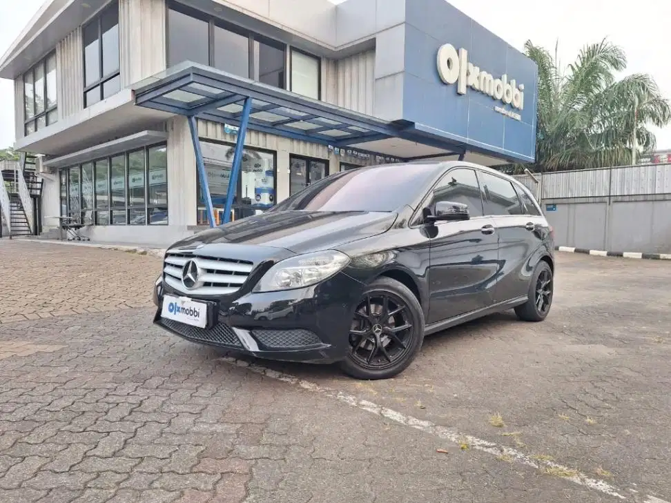KM Rendah - Mercedes-Benz B200 1.6 Sport Bensin-AT 2013