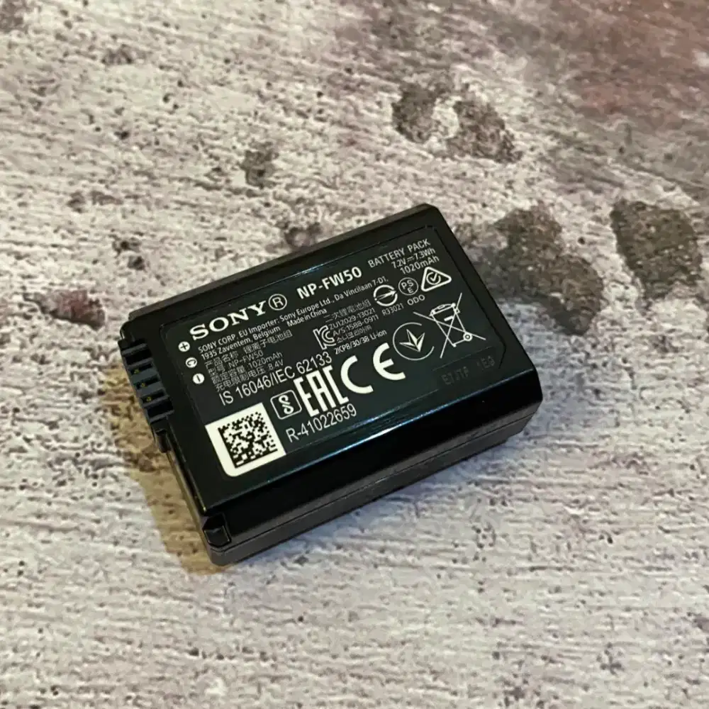 Baterai Kamera Mirrorless Sony NP-FW50 1020mAh Original