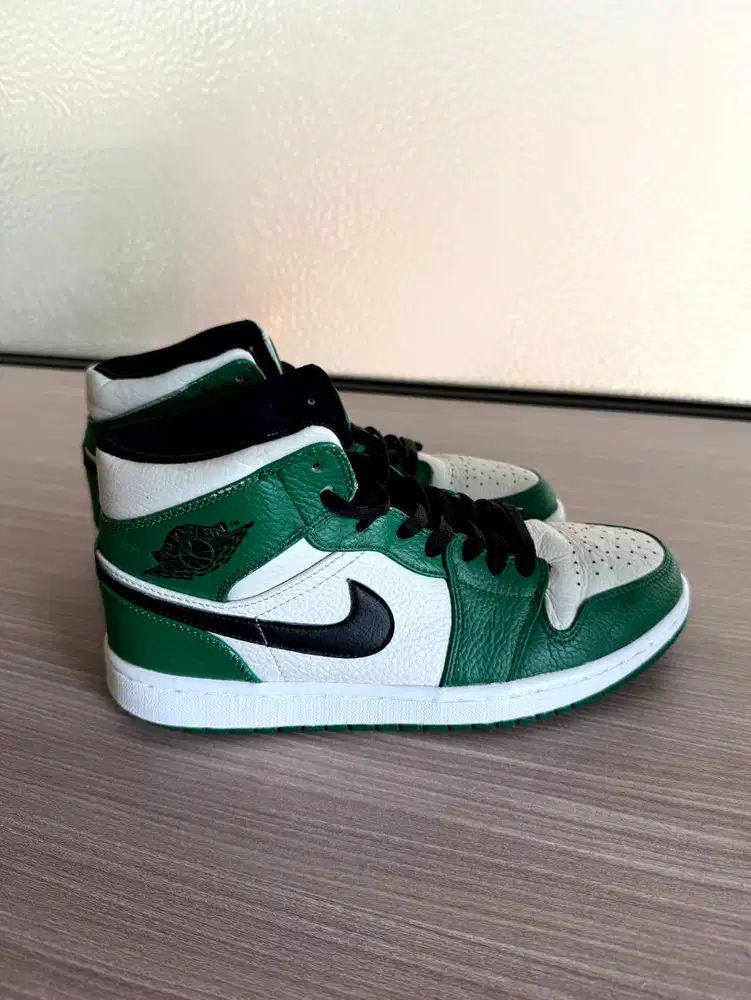 Sepatu Air Jordan 1 Mid Lucky Green / Celtic Green - Size 27.5 Cm