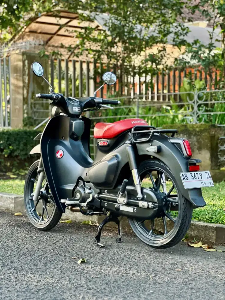 RARE ITEM‼️ Honda C125 Super Cub 2023 Black Build Up - Mustika malang
