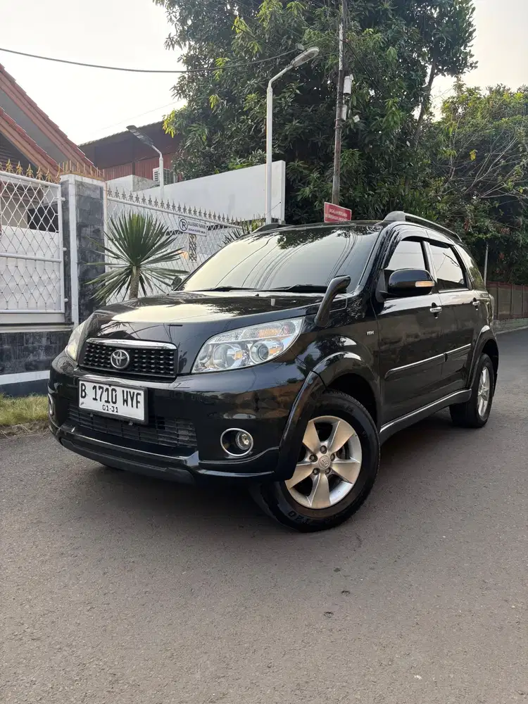 [CASH] Istimewa LOW KM RUSH G AT 2014 tt Toyota 3 baris trd ori 2015