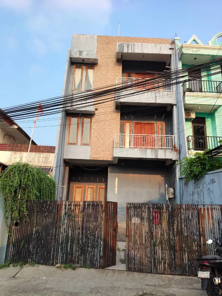 ruko dijual lokasi strategis