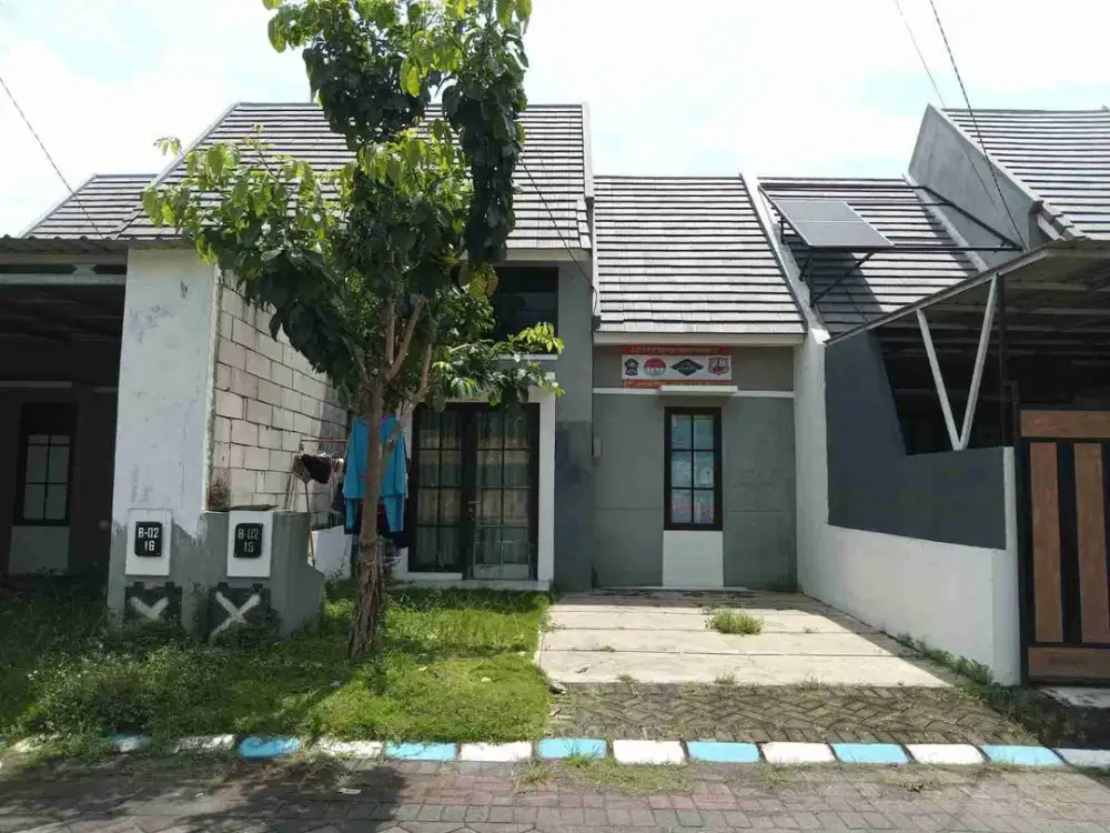 DI JUAL RUMAH 

PERUM TAMAN ANGGUN SEJAHTERA 7 BLOK BO2/15
KEL. : POPOH
KEC. : WONOAYU
KAB  : SIDOARJO