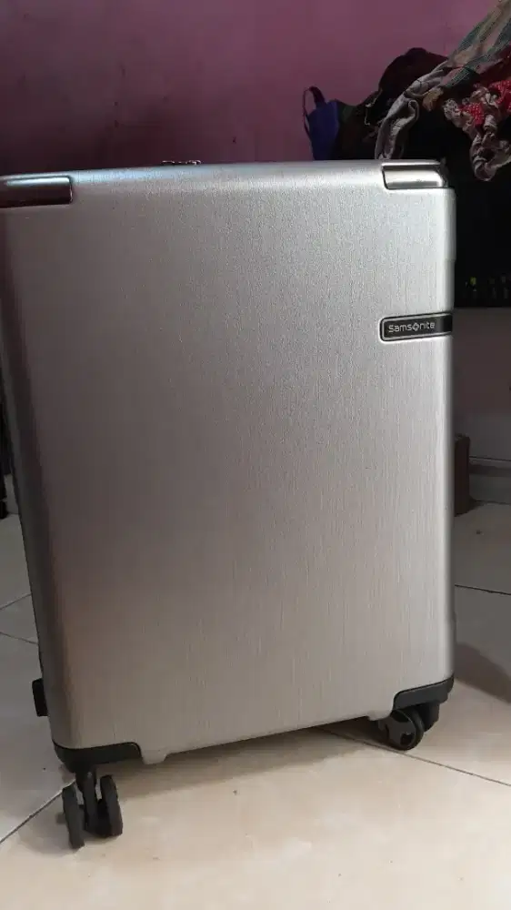 Samsonite evoa spinner size cabin 20 inch