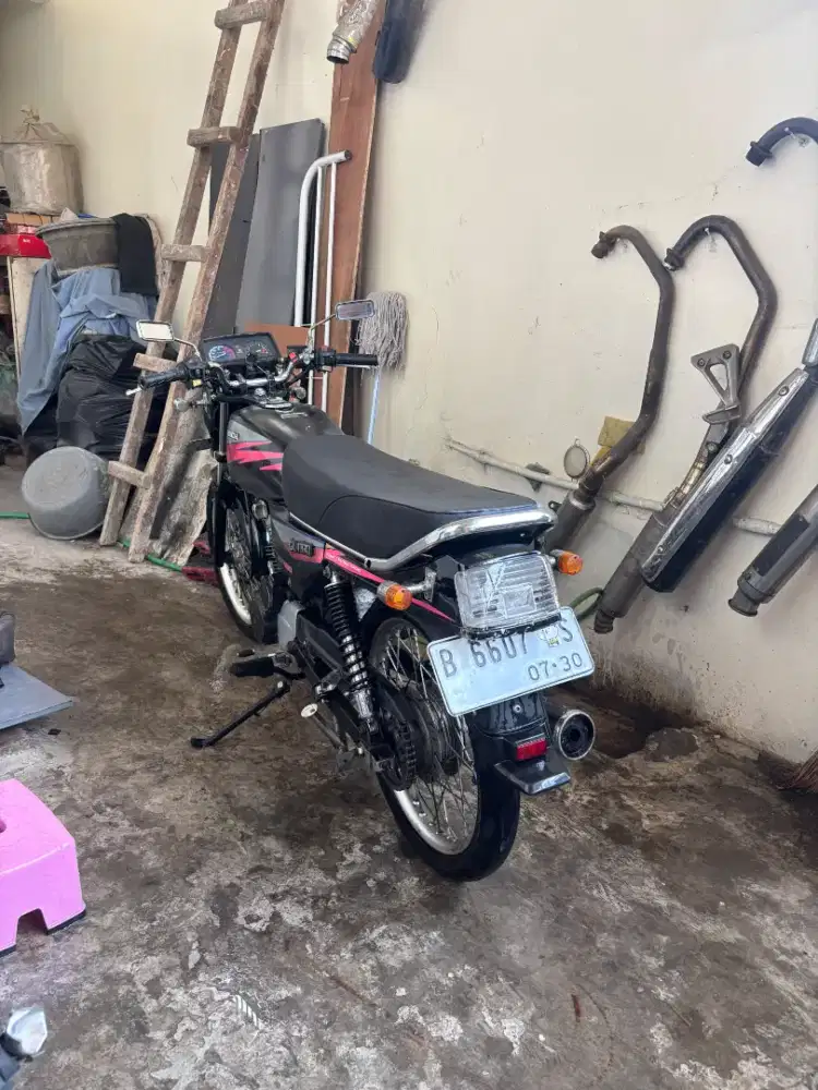 Dijual Knalpot original dan Racing Gl pro Mgapro tiger CB150r old ori