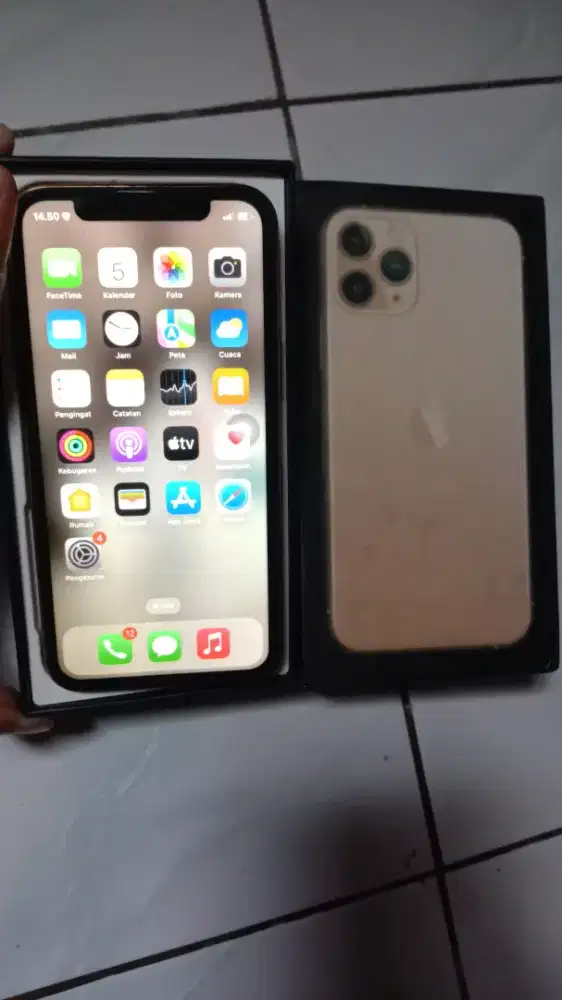 iPhone 11 pro 64Gb mulus like new