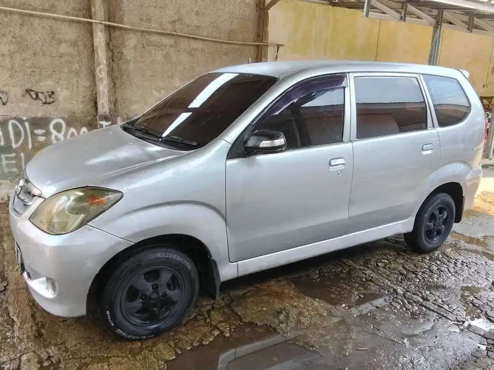 Daihatsu Xenia 2007 Bensin
