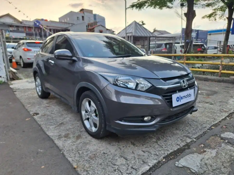 DP MURAH Honda HR-V 1.5 E Bensin-AT 2016  CNRBB