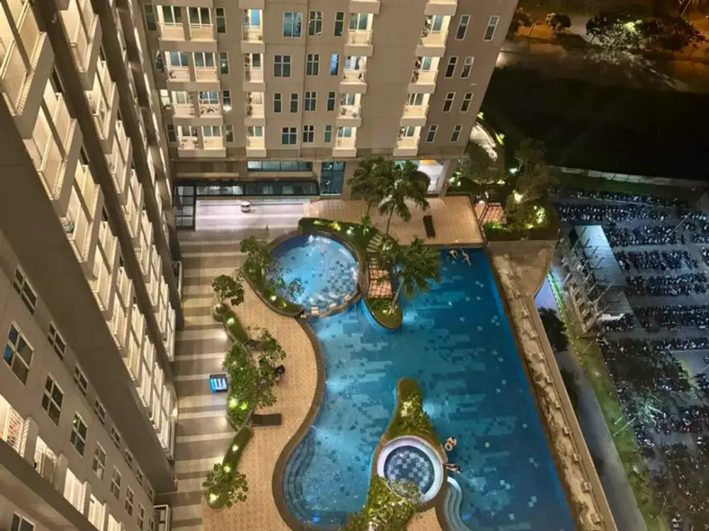 DISEWAKAN Apartemen Amor Pakuwon city
View Pool dan Suramadu