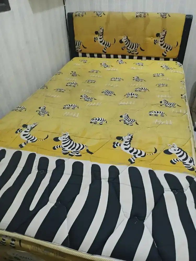 SPRING BED SET 120 x 200 CM