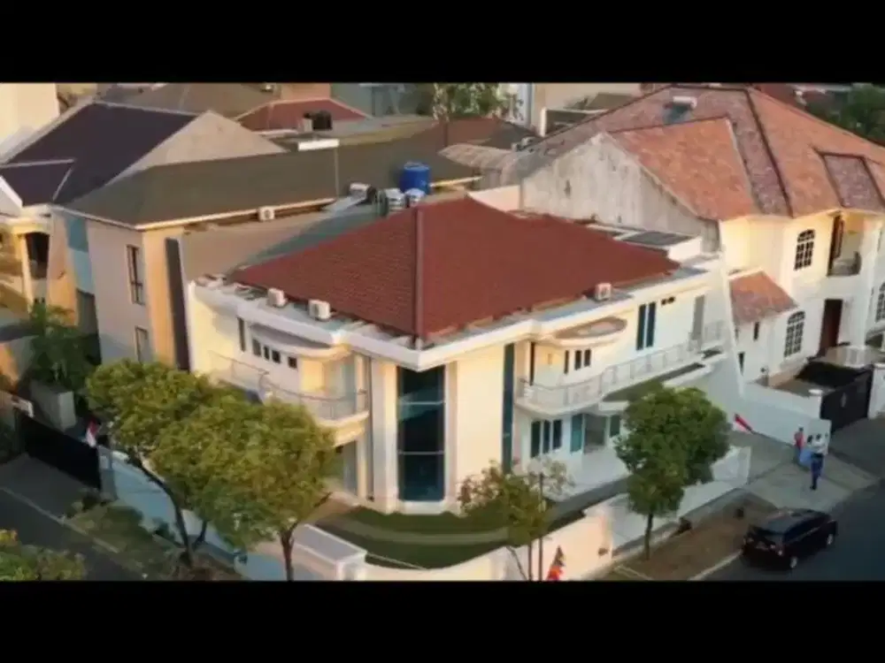 dijual rumah mewah di puri indah hook, LB 600 m