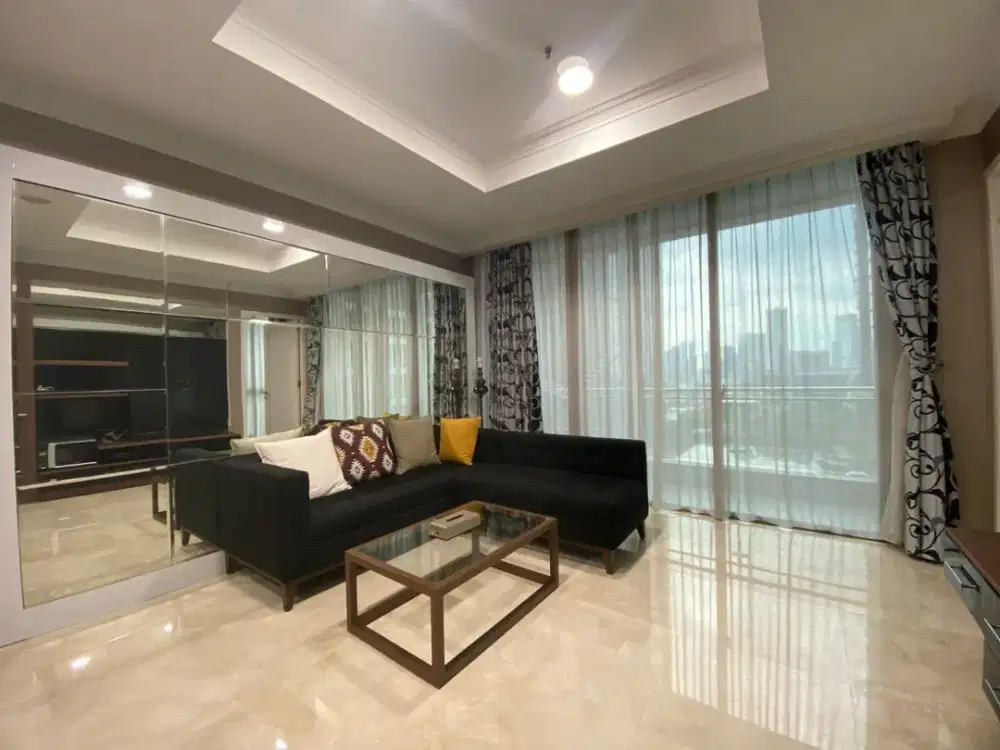 Disewakan Apartemen Residence 8 Senopati Tower 3, 76m², Studio One Bedroom