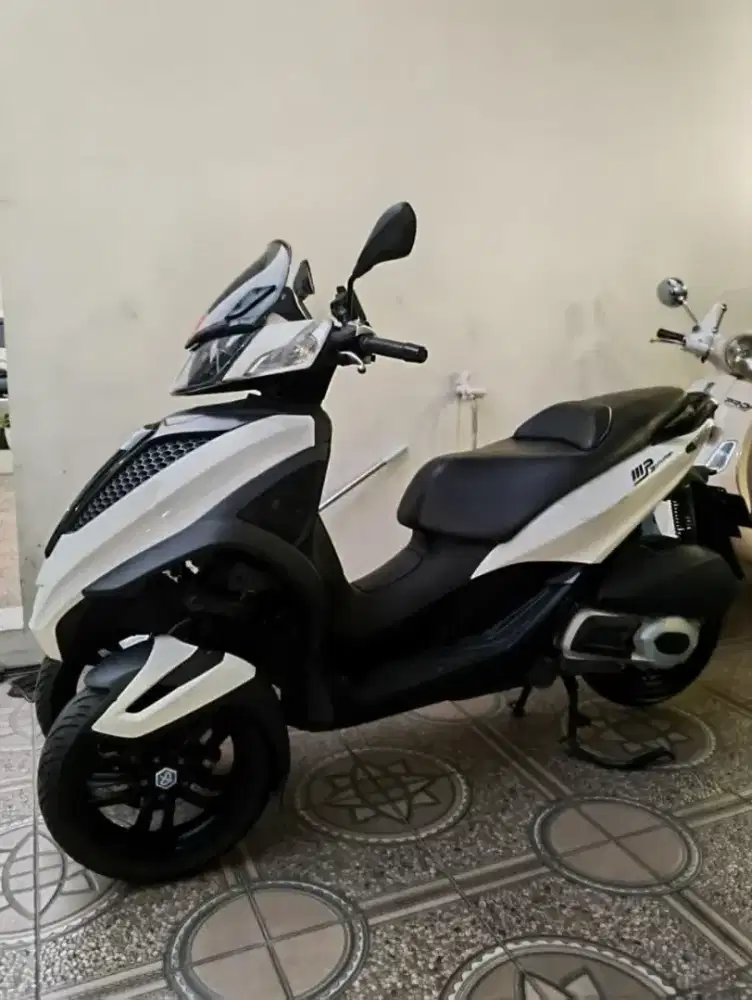 Piaggio Vespa MP3