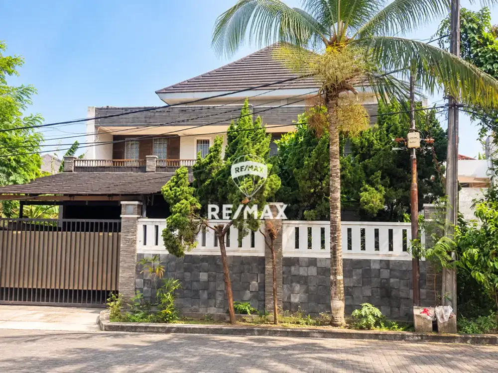 DIJUAL RUMAH BESAR DALAM KOMPLEK BILLY MOON PONDOK KELAPA JAKARTA TIMUR