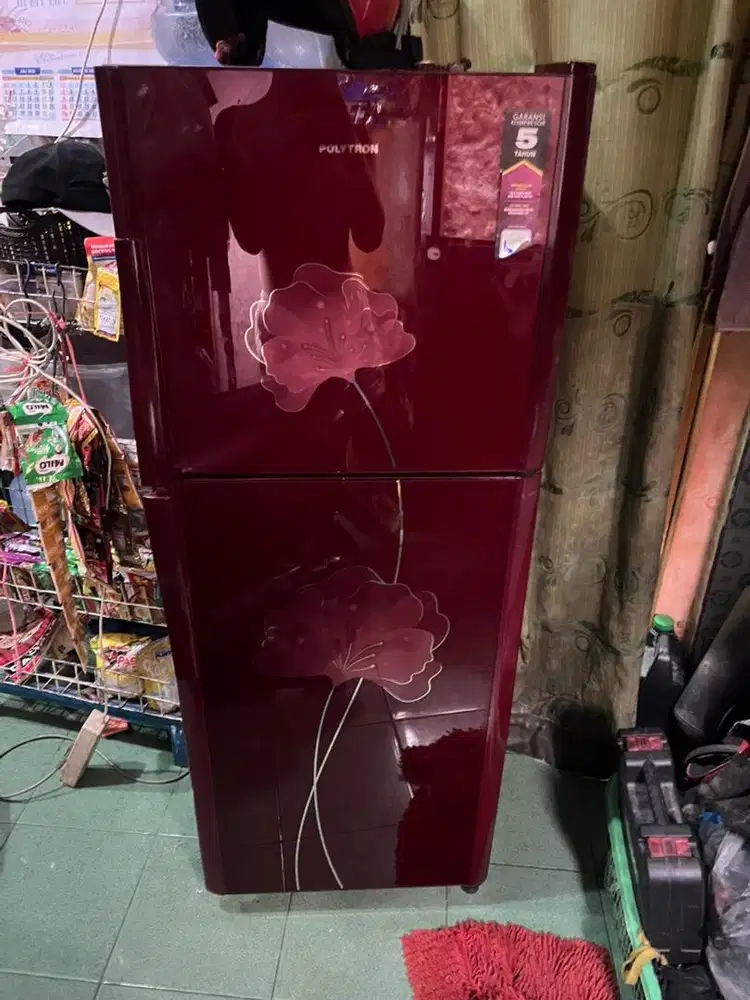 Kulkas Polytron kaca tempred glass