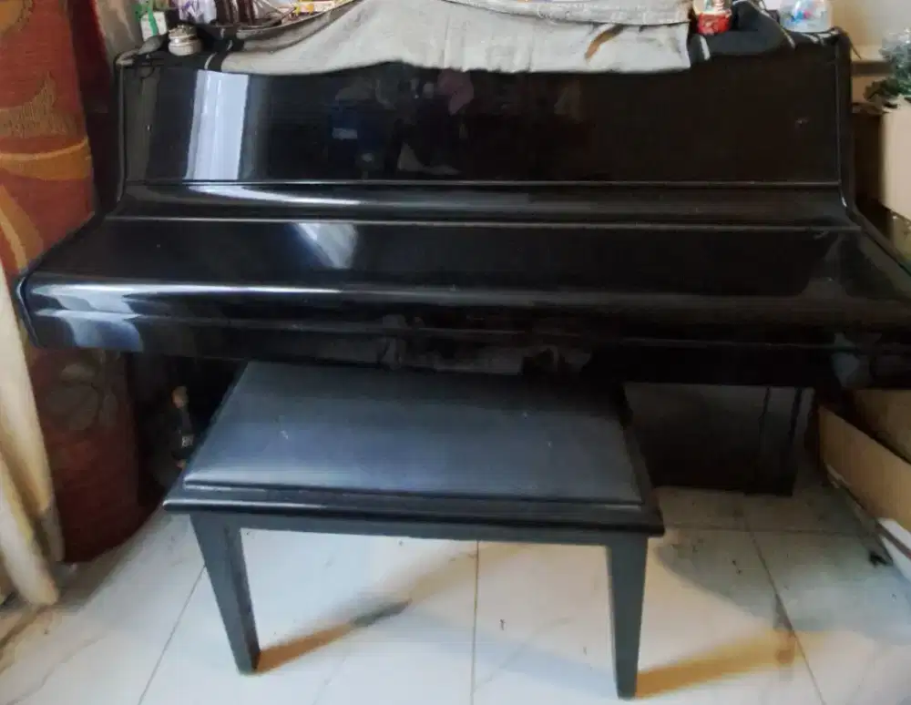 Dijual cepat piano klasik Bekasi Utara