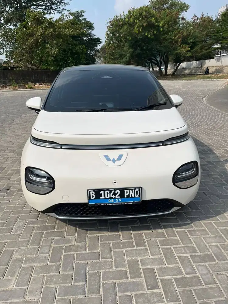DIJUAL CEPAT WULING CLOUD EV-KONDISI MULUS
