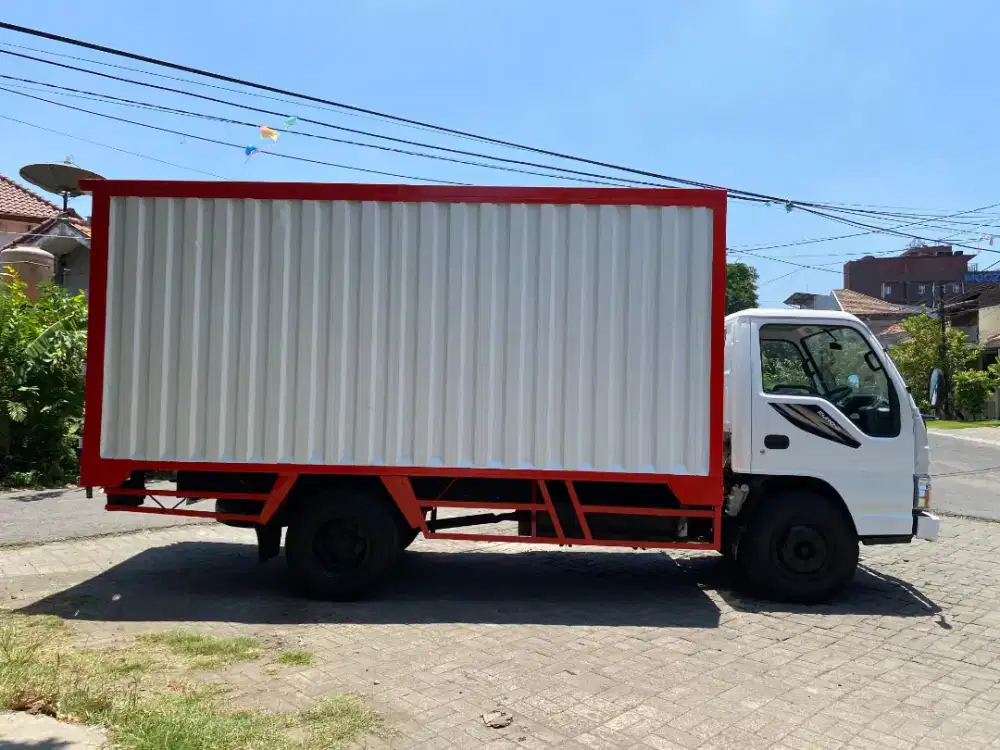 Isuzu ELF 125Ps/NKR71 Th2012 Box Jumbo(Antik)