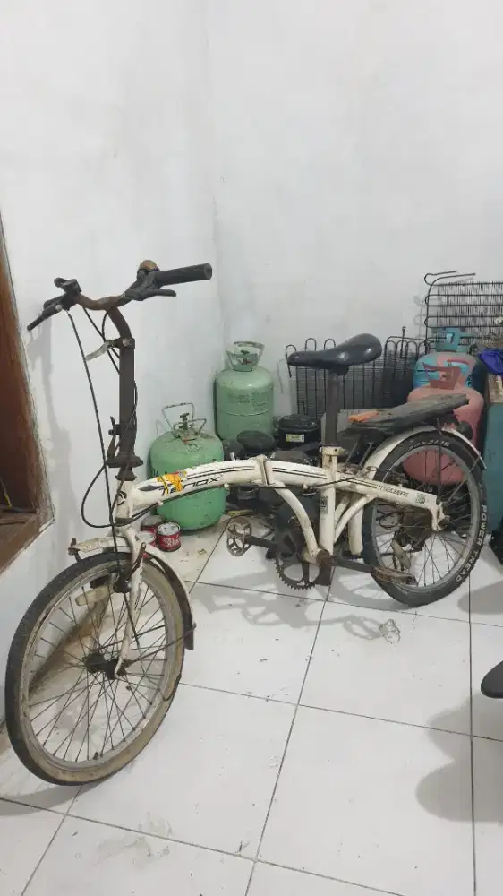 Sepeda lipat tenox