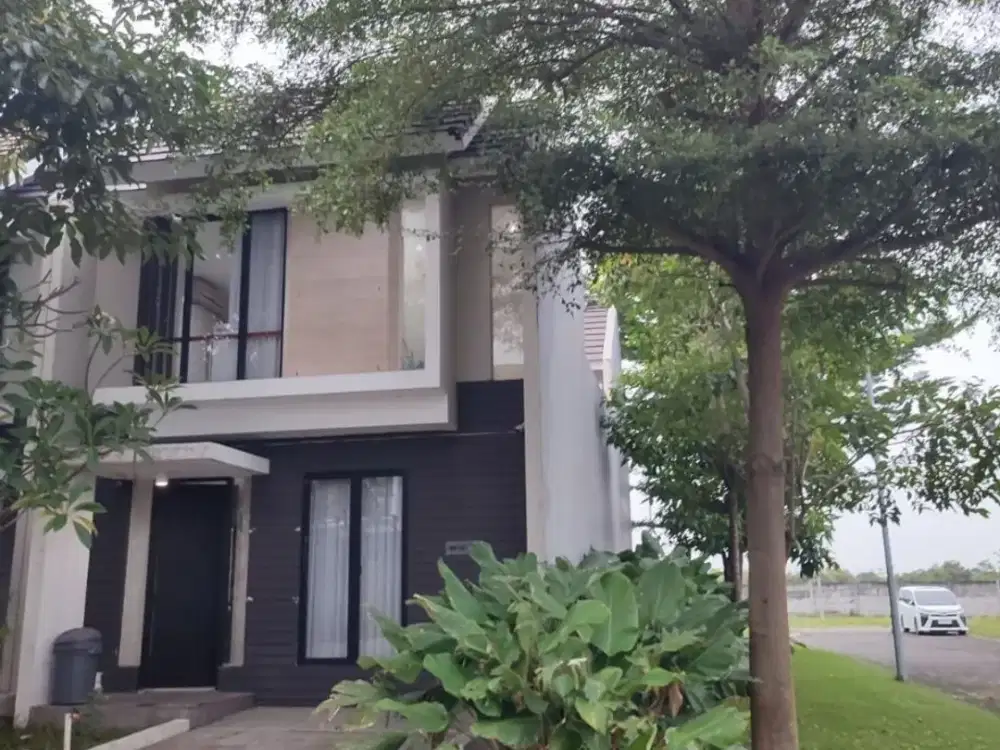 JUAL RUGI! Rumah northwest lake citraland