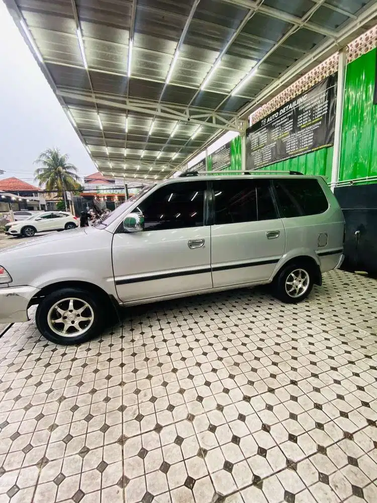 Toyota Kijang 2001 Bensin