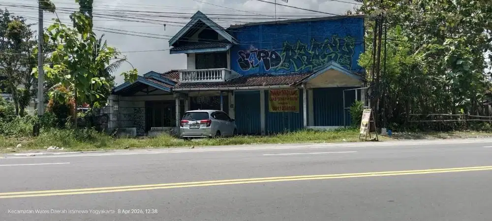 Rumah 2 lantai, Bisa jadi Ruko, Pinggir Jl. Jogja - Wates