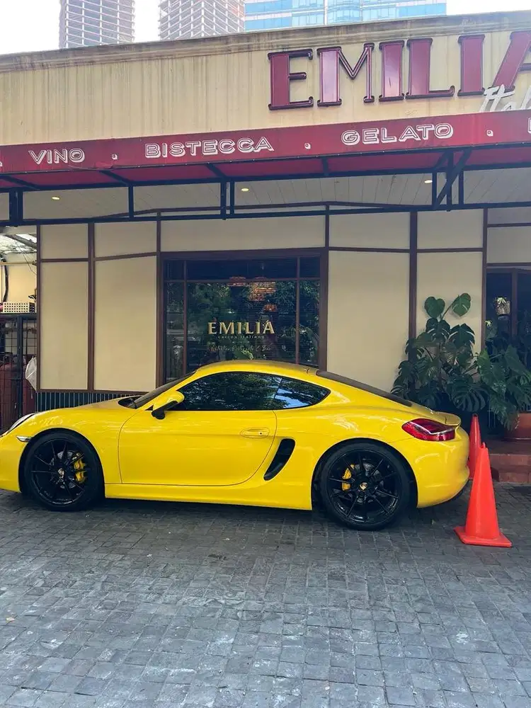 Porsche Cayman 718 2014