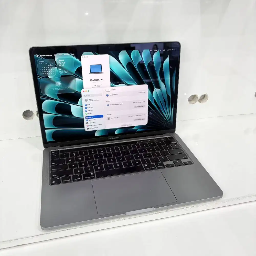 SALE MacBook Pro 13 inch 2020 M1 RAM 8/256GB