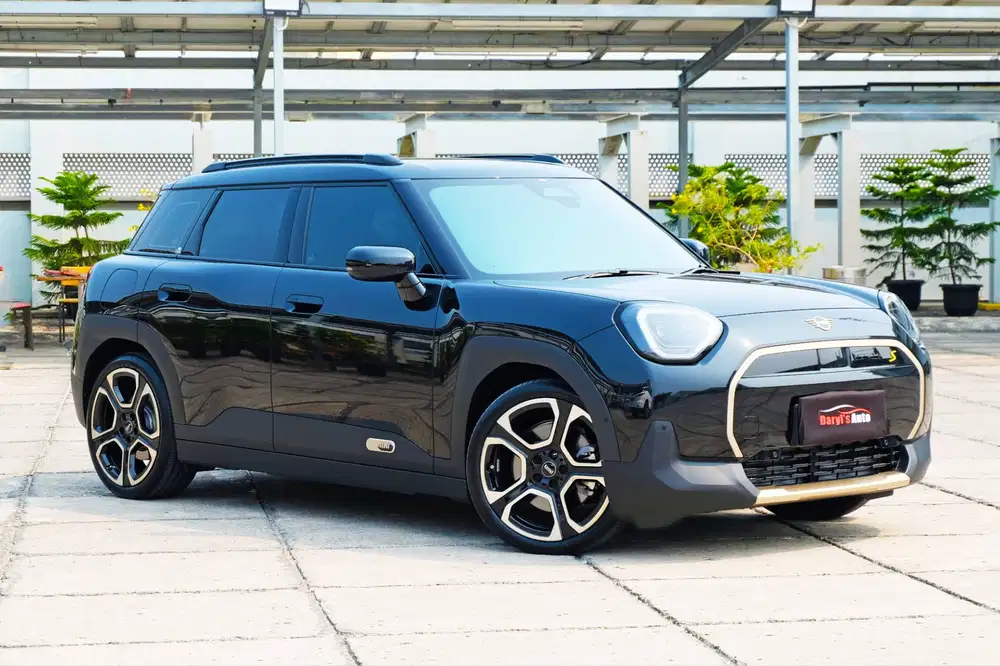 2026 MINI Cooper SE ELECTRIC EV Aceman Hatchback Like new odo 1rb