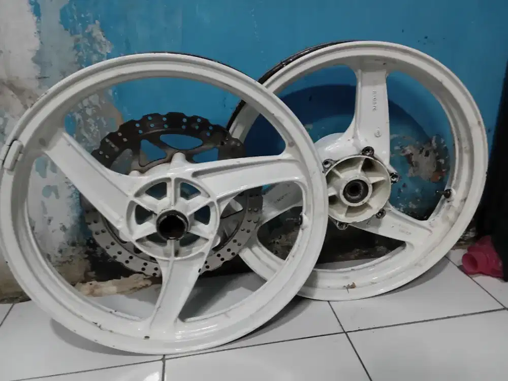 Velg standar ninja rr