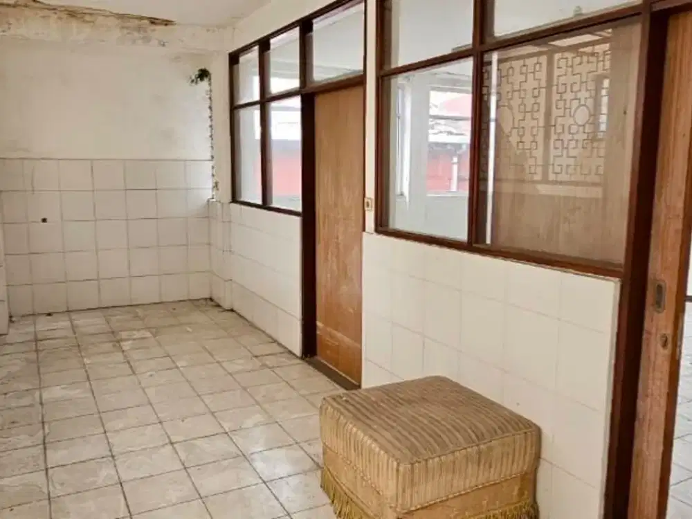 Dijual / Sewa Ruko di Jl. Lengkong Besar Bandung