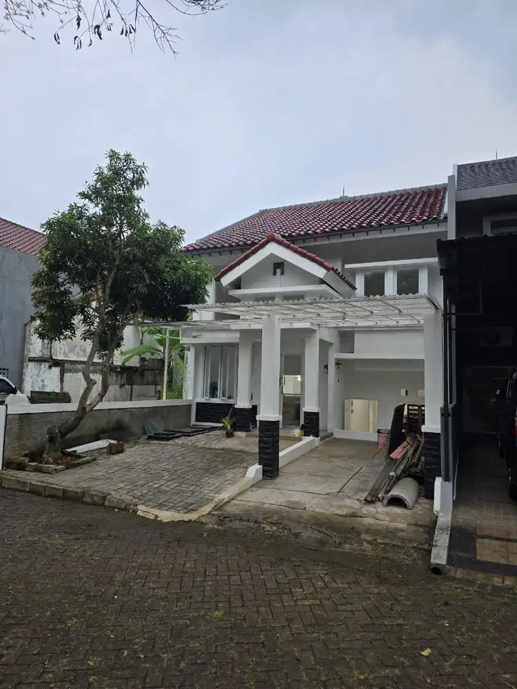 Rumah Townhouse disewa komplek Danau Bogor Raya, dekat Toll Jagorawi