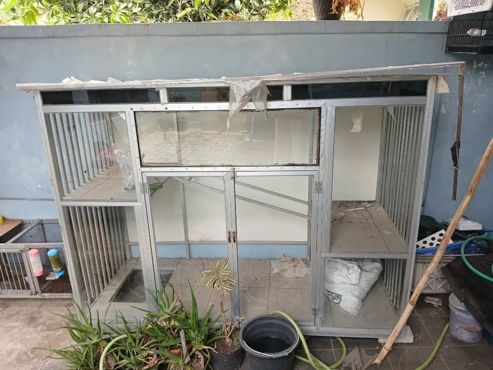 Kandang kucing bekas ukuran besar