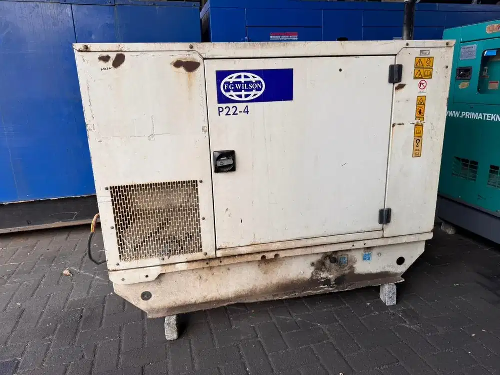 Genset Perkins FG Wilson 20 kva