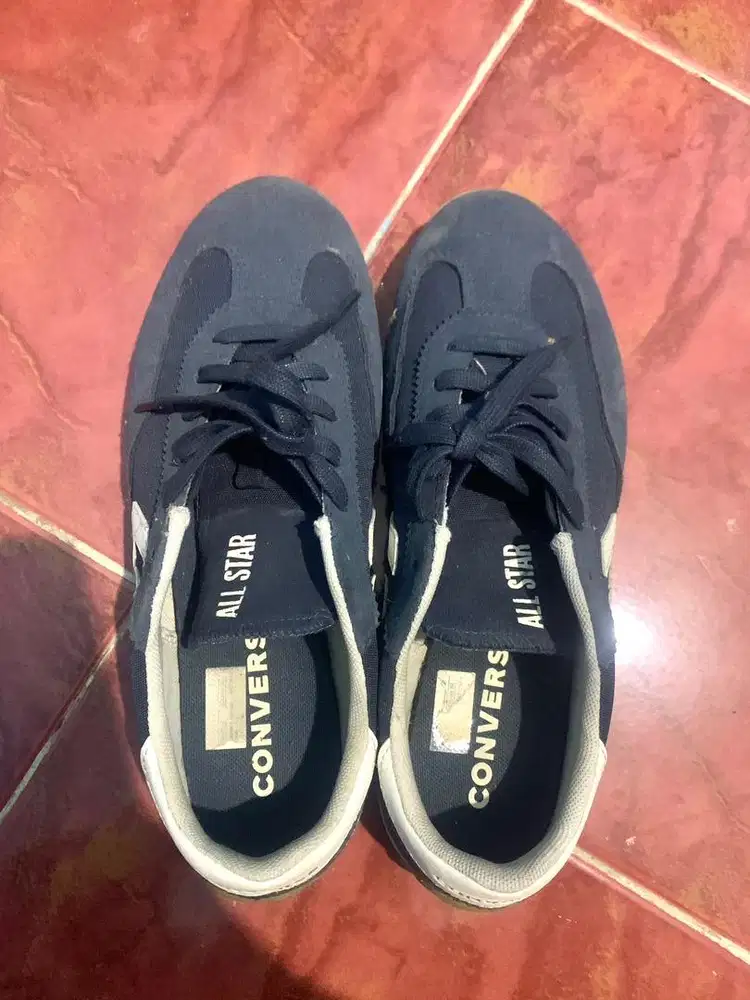 Sepatu Converse Run Star Trainer Navy